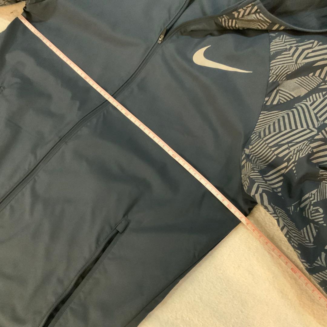 Nike RUNNING 長袖トップスとジャケット ２着セット　ユーズド