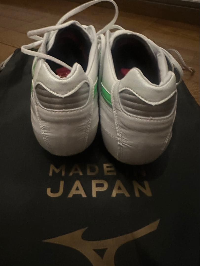 モレリア II JAPAN 27センチ