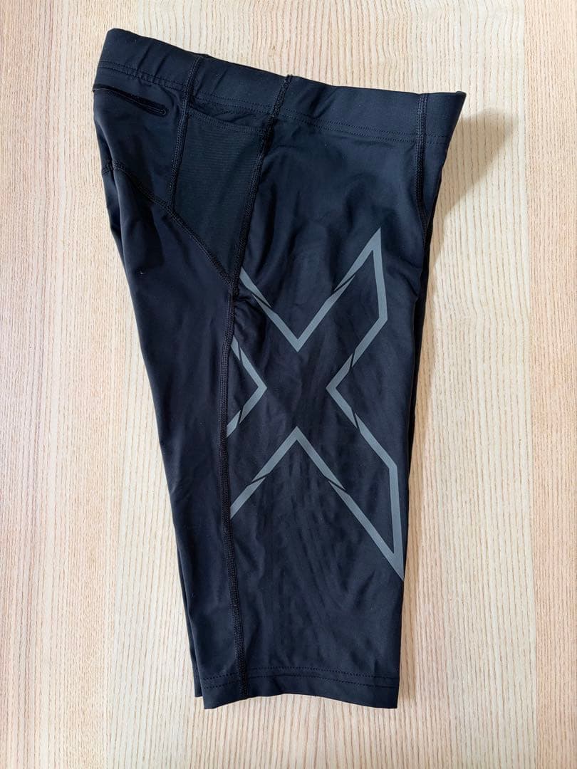 2XU ハーフタイツ