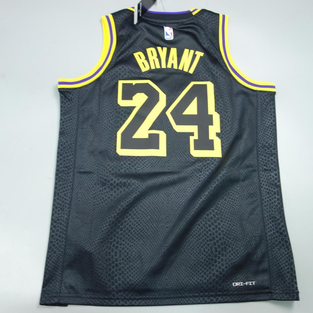 脱*兵様 5811未使用 ナイキ NBA レイカーズ コービーブライアント ユニ