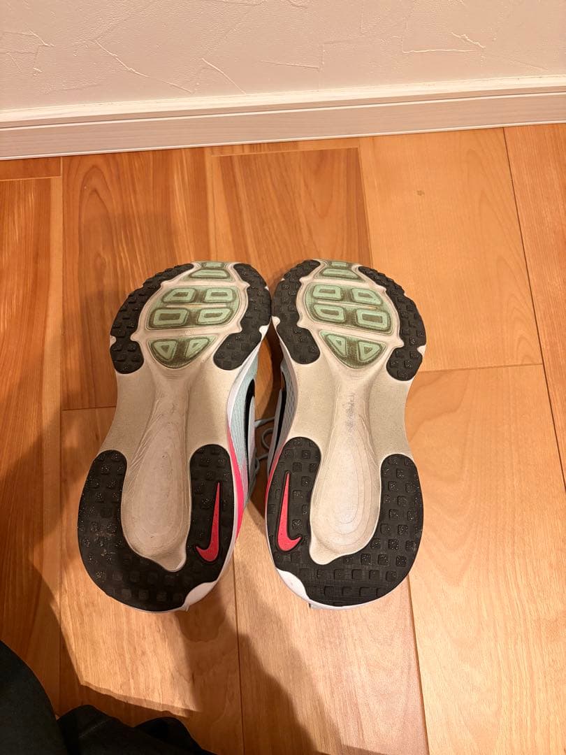 Nike ボメロ18 28.5cm