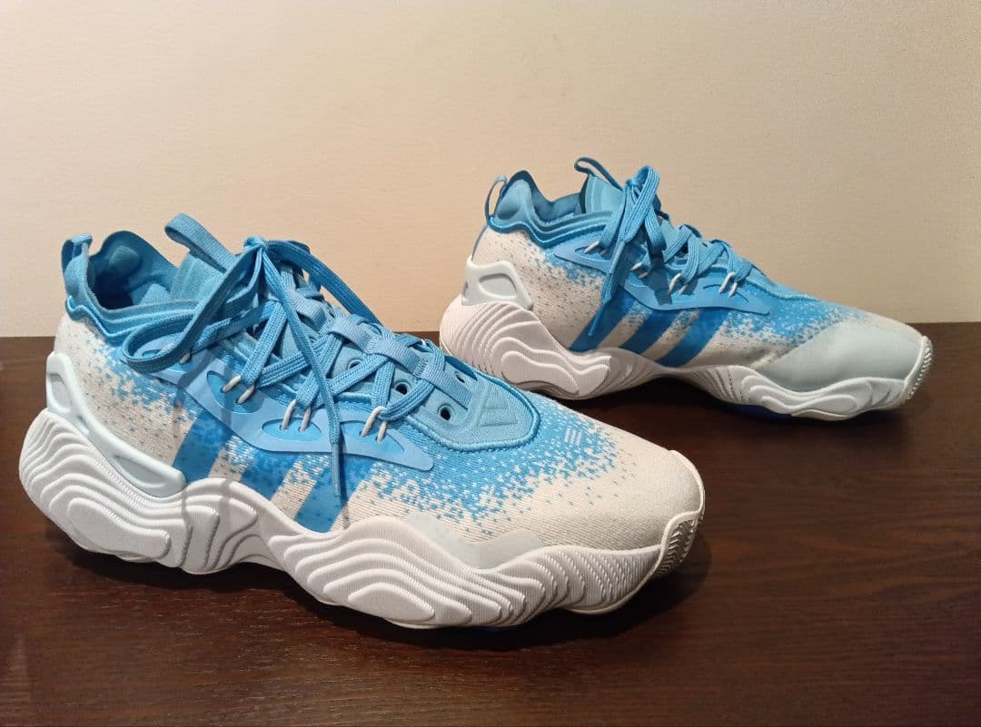 [美品] adidas Trae Young 3 サイズ27cm