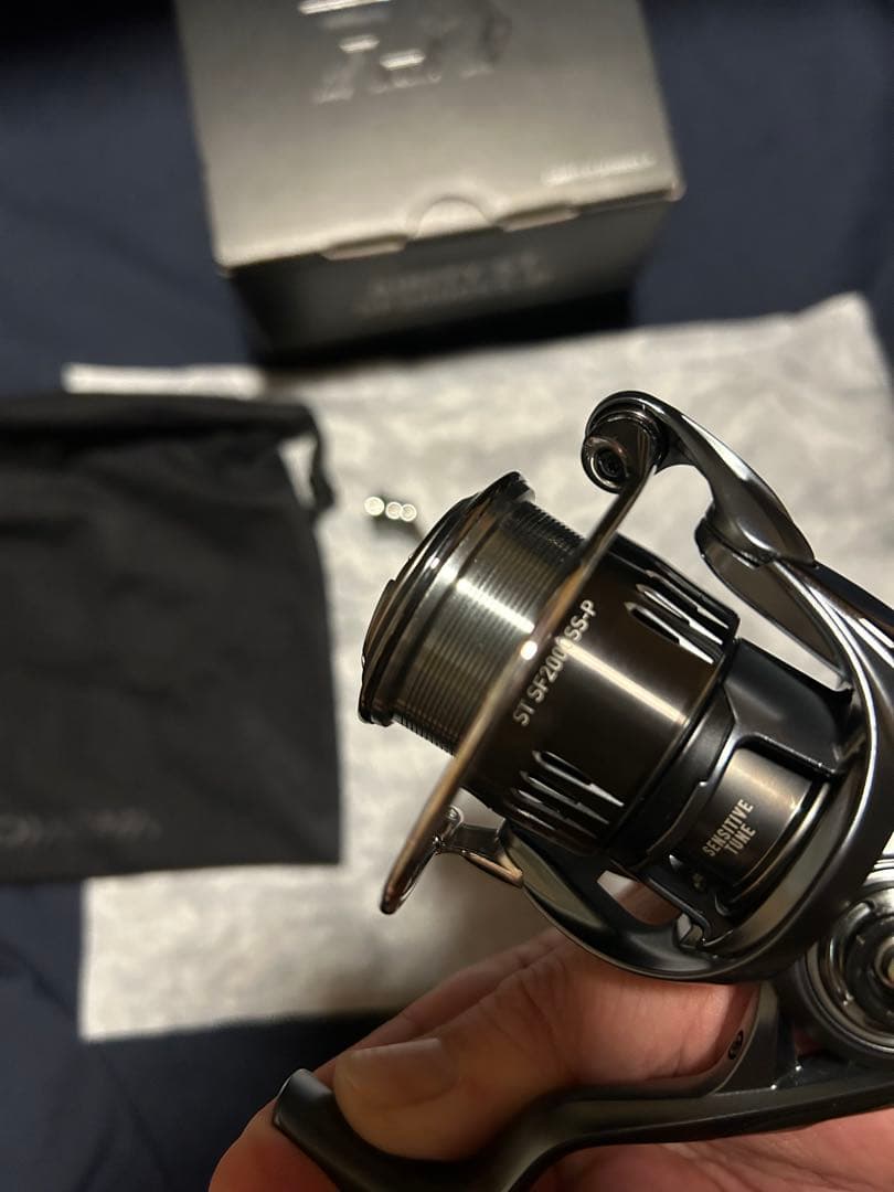 ダイワ Daiwa AIRITY ST SF2000SS-P スピニングリール