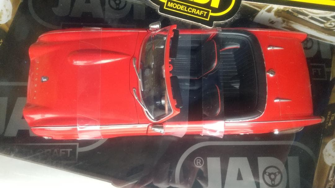 JADI 1/18TRIUMPH TR4 トライアンフ