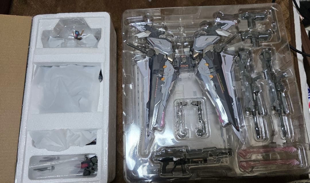 L BUILD ストライクノワールガンダム