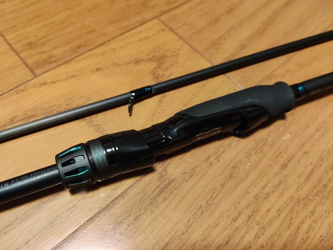 24 Emeraldas AIR 85MLM エギングロッド