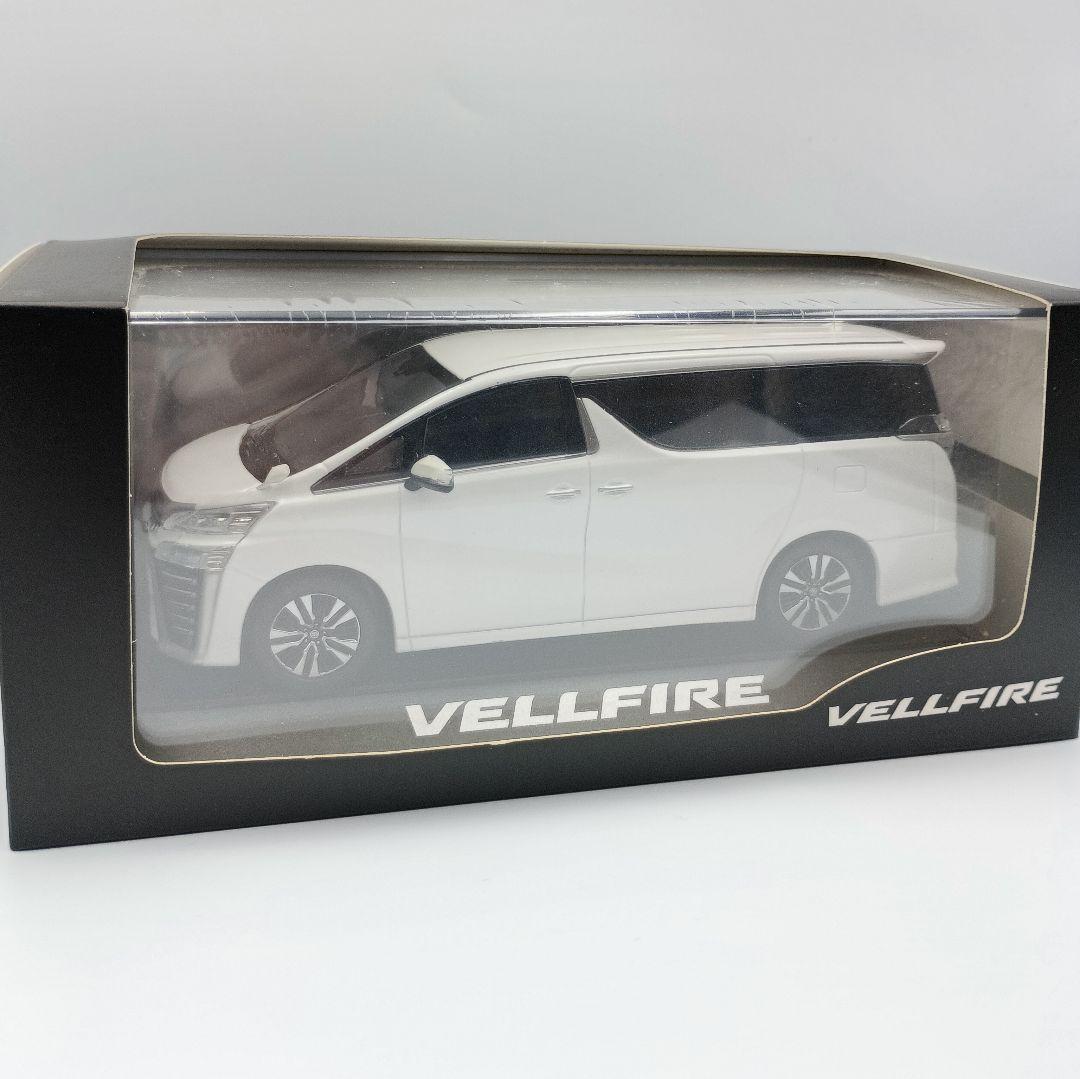 非売品 1/30 トヨタ ヴェルファイア 30後期 ミニカー ホワイトパール