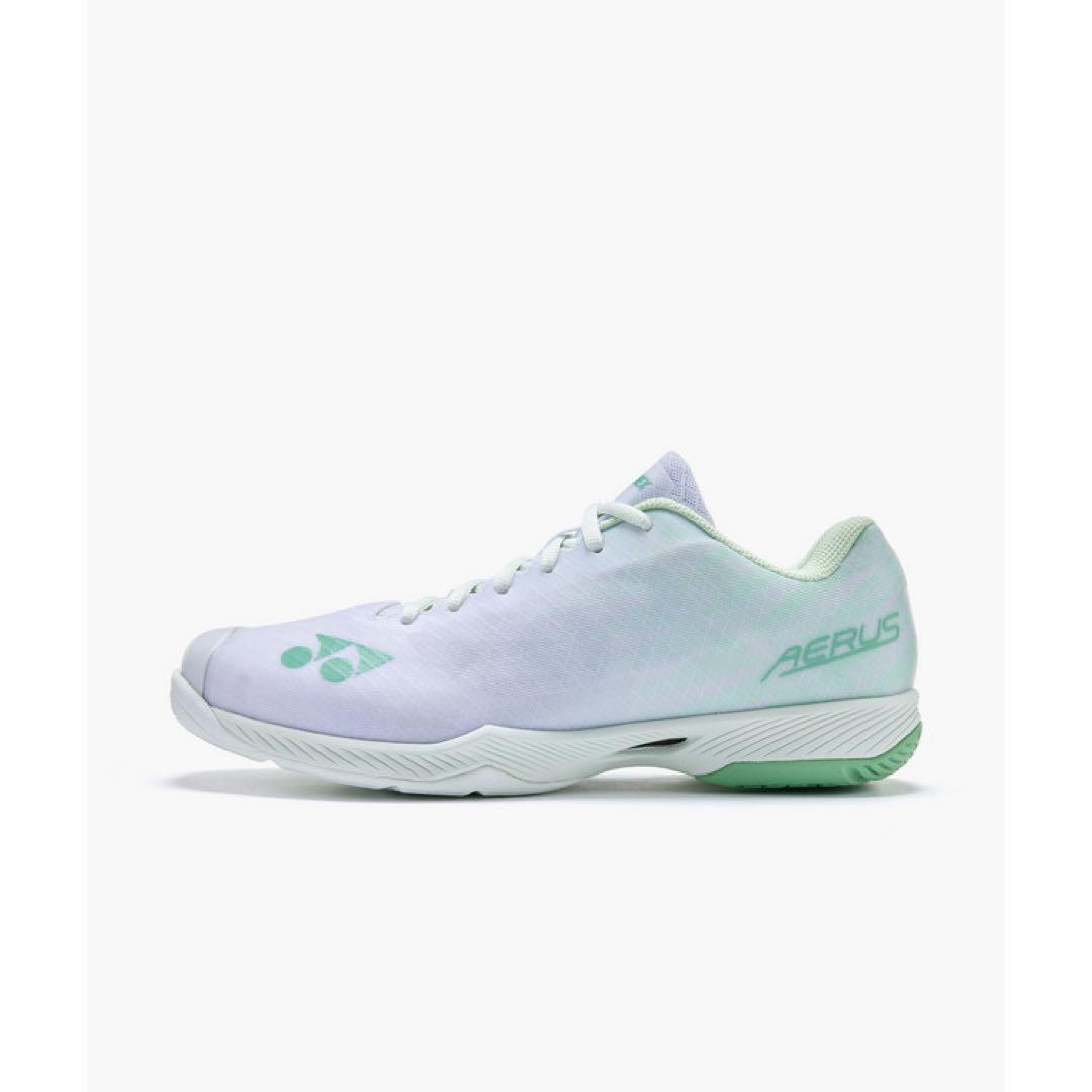 24.0㎝　エアラスワイド　新品未使用　YONEX　バドミントン　シューズ