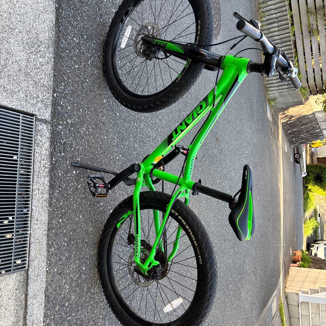 （中古）Giant マウンテンバイク ファットタイヤ　身長130〜150位