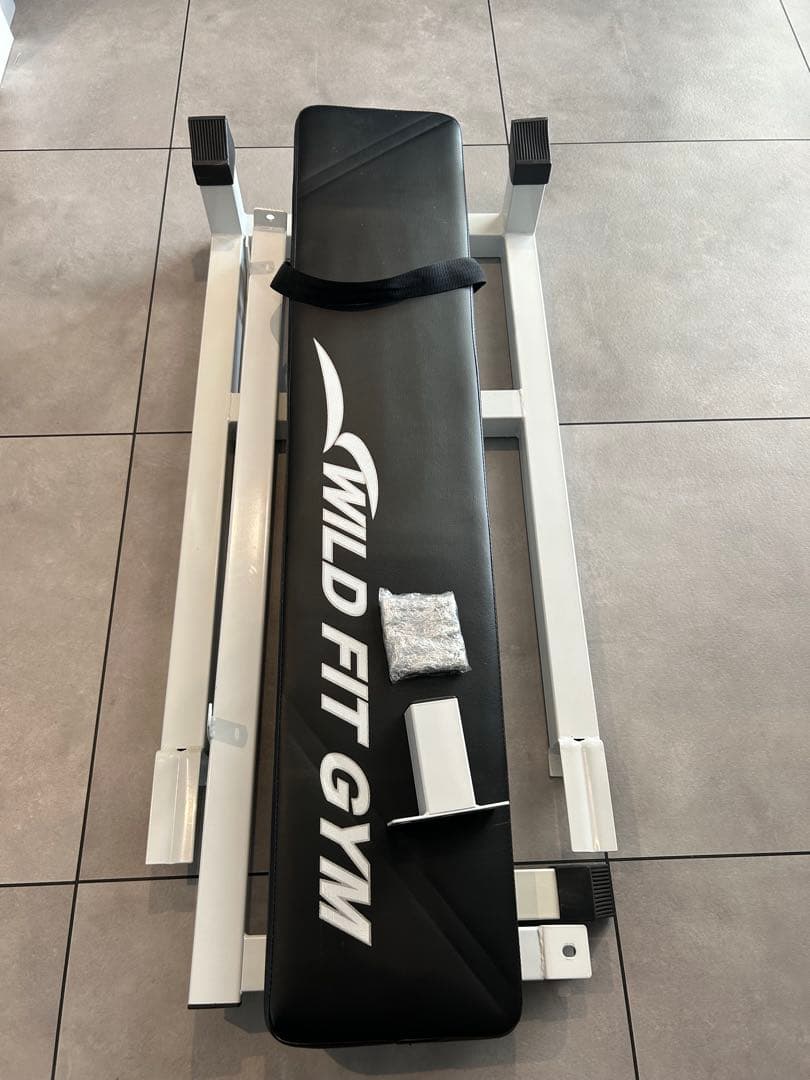 トレーニングベンチ ワイルドフィット　Wild fit ペンチプレス