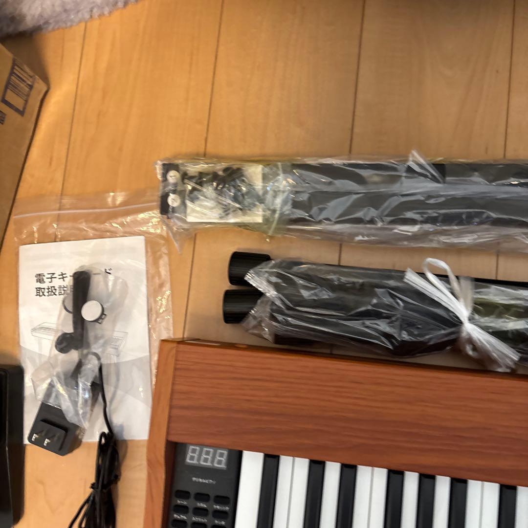 Longeye MOLD 2 木製電子ピアノ 88鍵盤 スタンド付き　ロンアイ