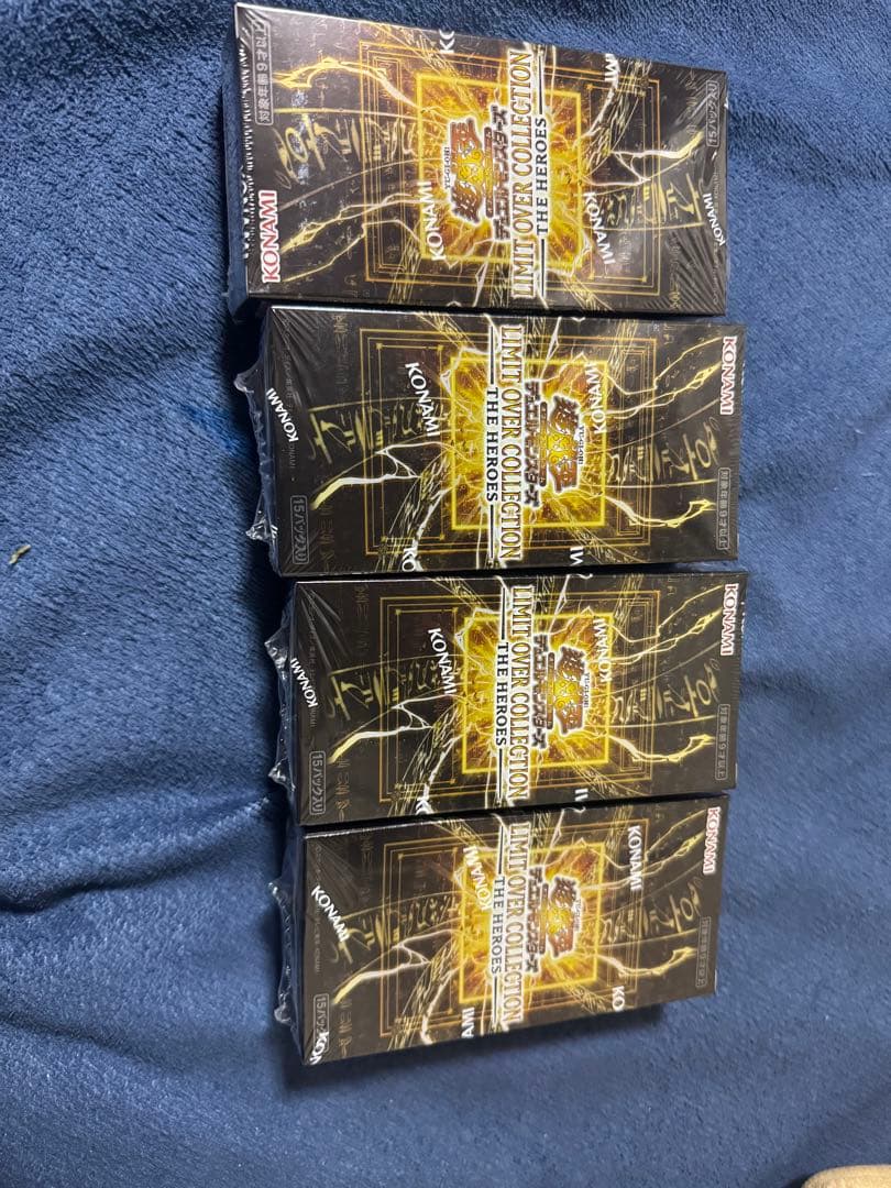 遊戯王OCG 4パックセット 黒金デザイン