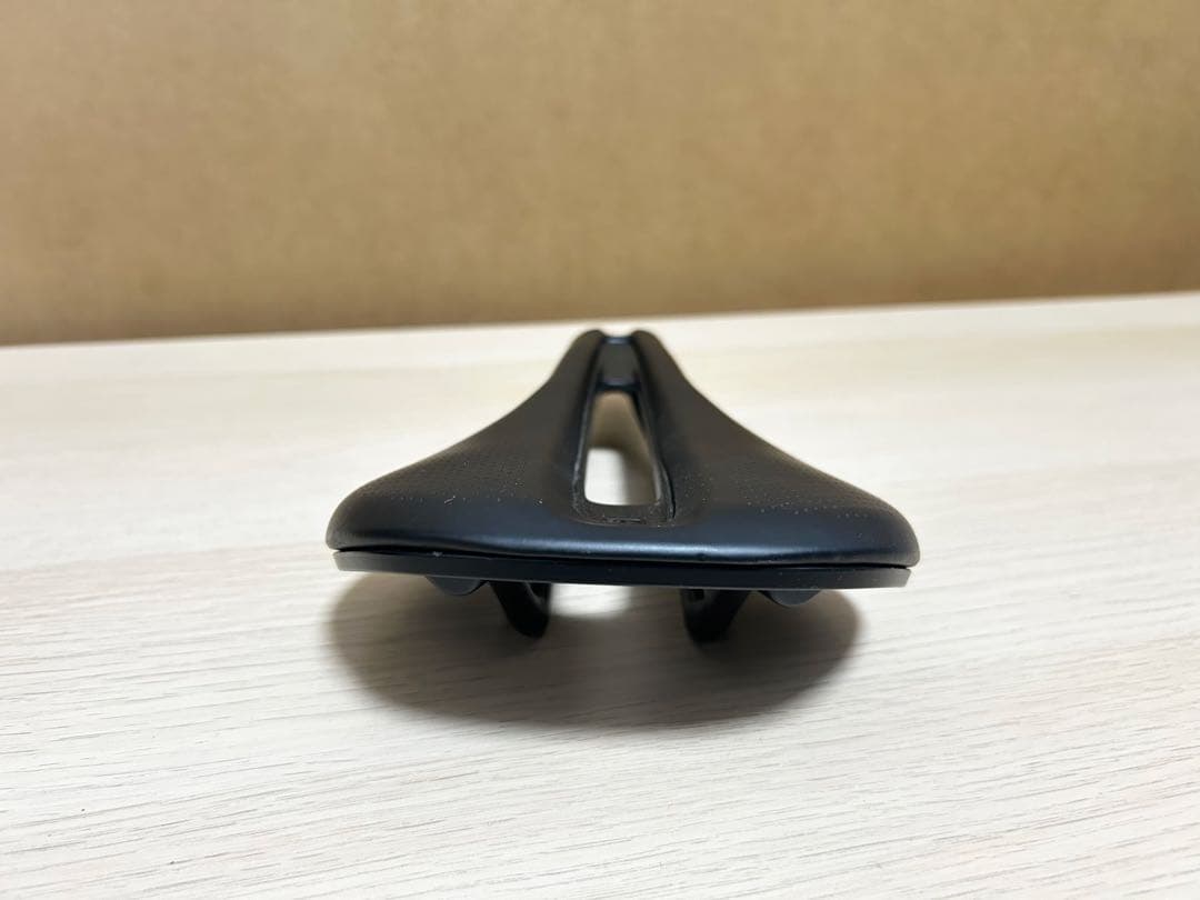 ボントレガー verse pro カーボンサドル