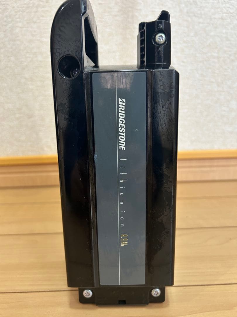 BRIDGESTONE 未使用バッテリー &充電器セット　X83-33