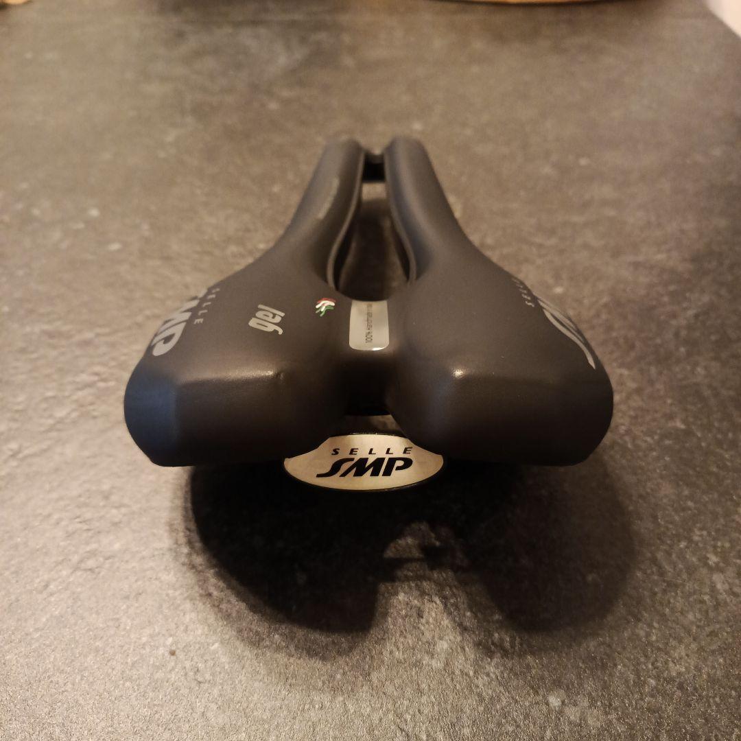 Selle SMP E-SUV gel ブラック サドル
