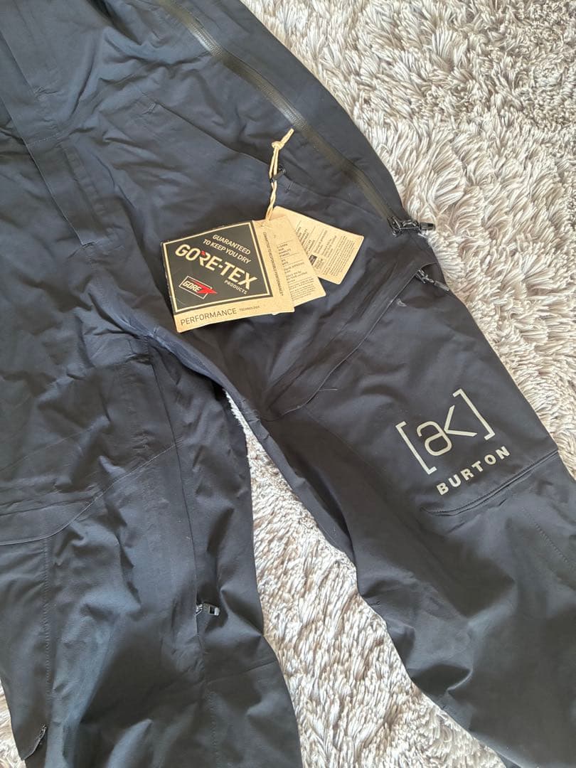 ウィメンズ Burton リザーブ GORE-TEX 2L ビブパンツ