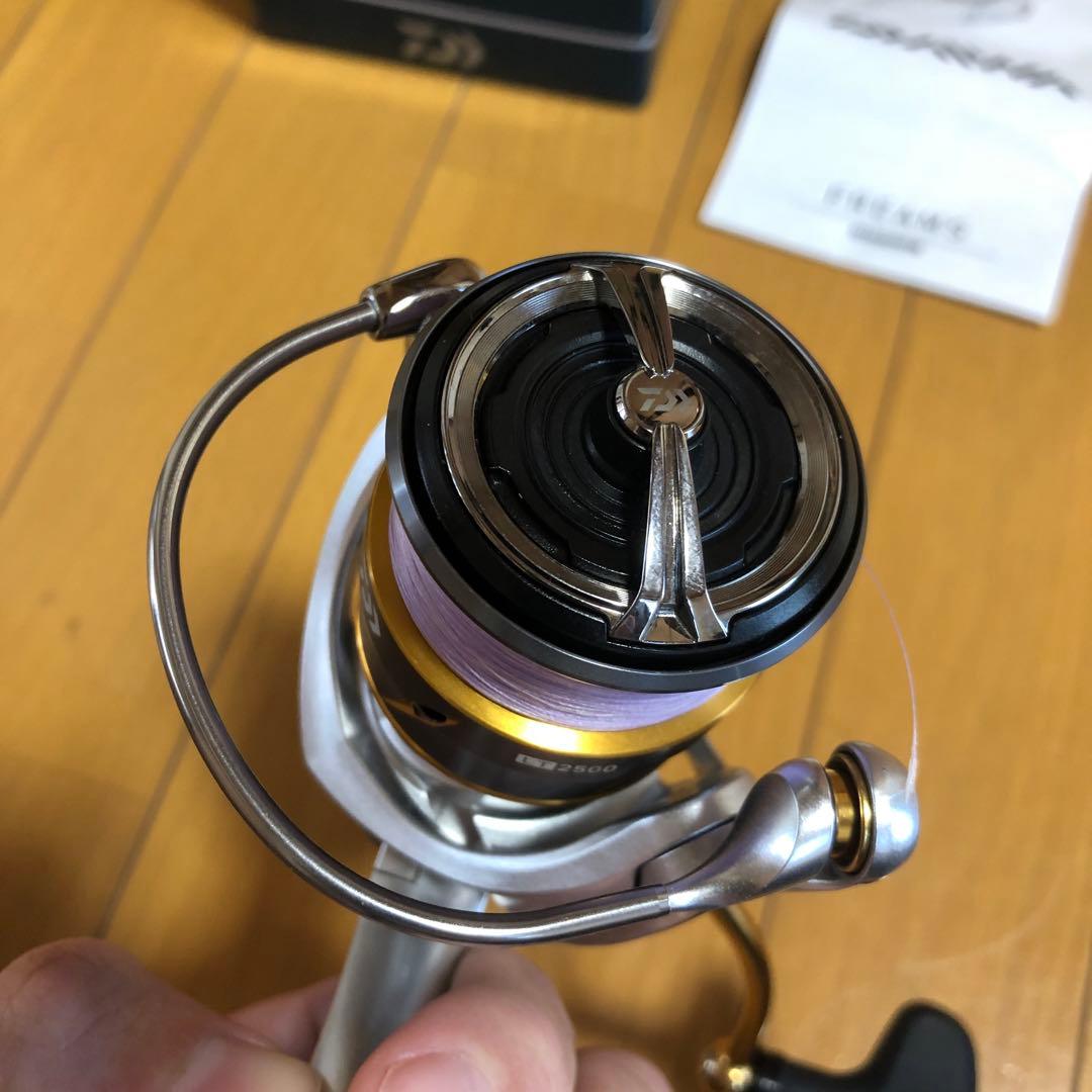 ダイワ　21フリームス LT2500 スピニングリール　美品