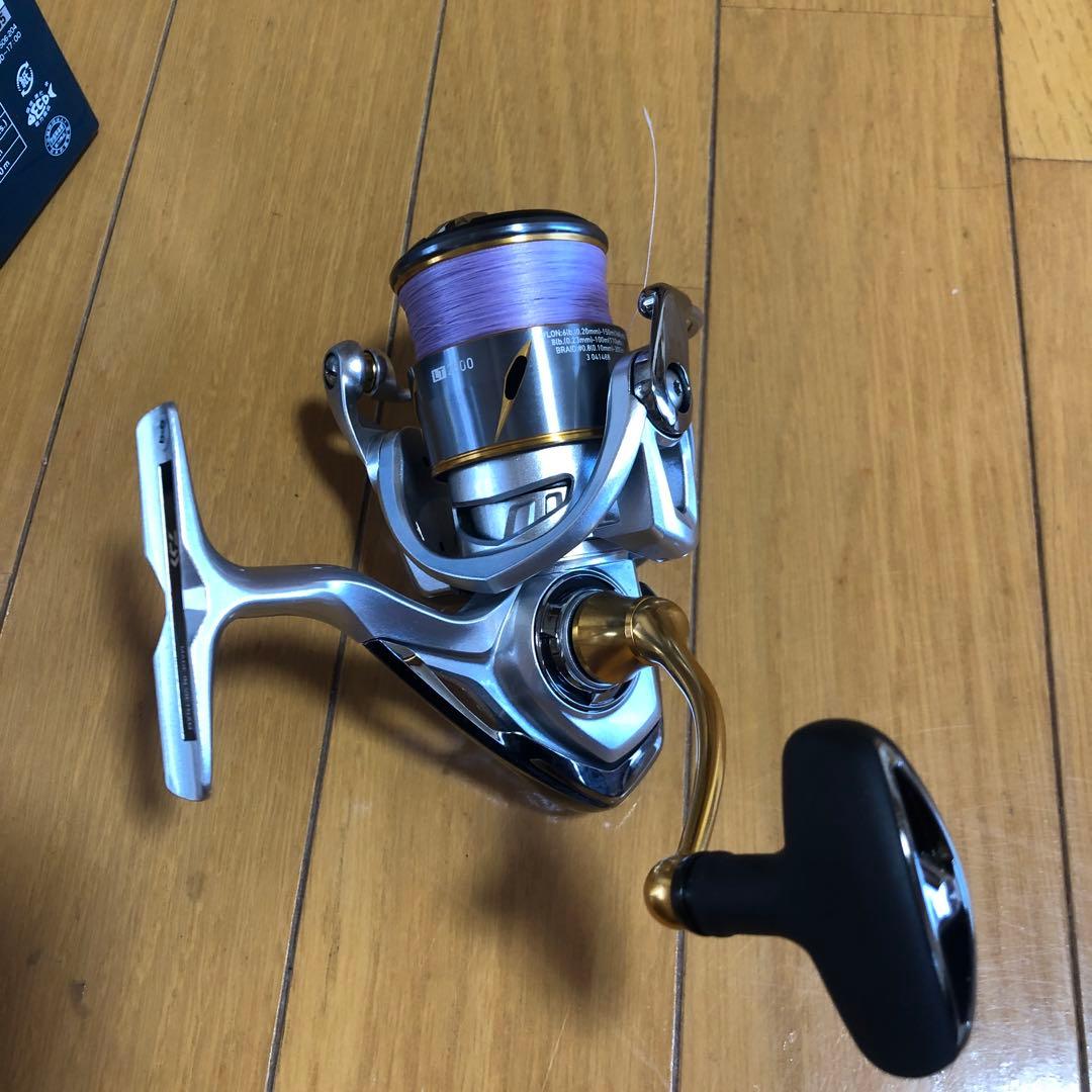ダイワ　21フリームス LT2500 スピニングリール　美品
