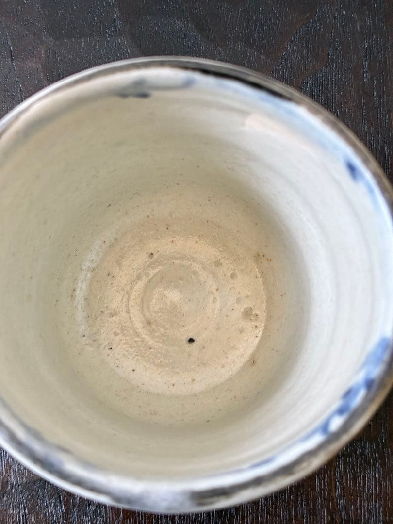 梶原靖元　染付陶胎　湯呑み　山水図