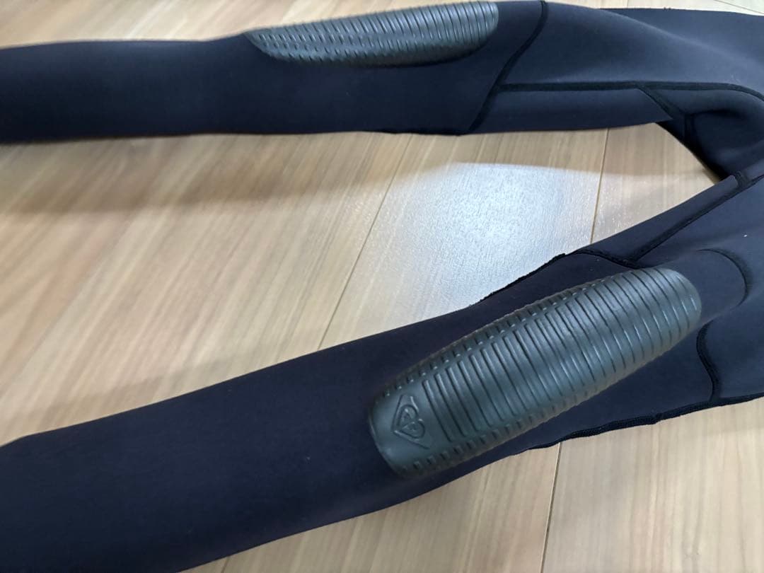 ★美品★お洒落　ロキシー　フルスーツ　ウエットスーツ　サーフィン　可愛い