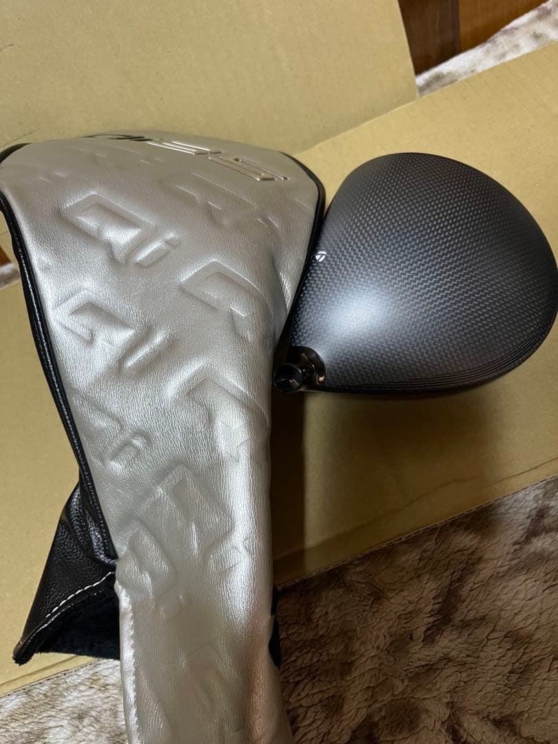 TaylorMade Qi35 Max ドライバー ヘッドカバー付き