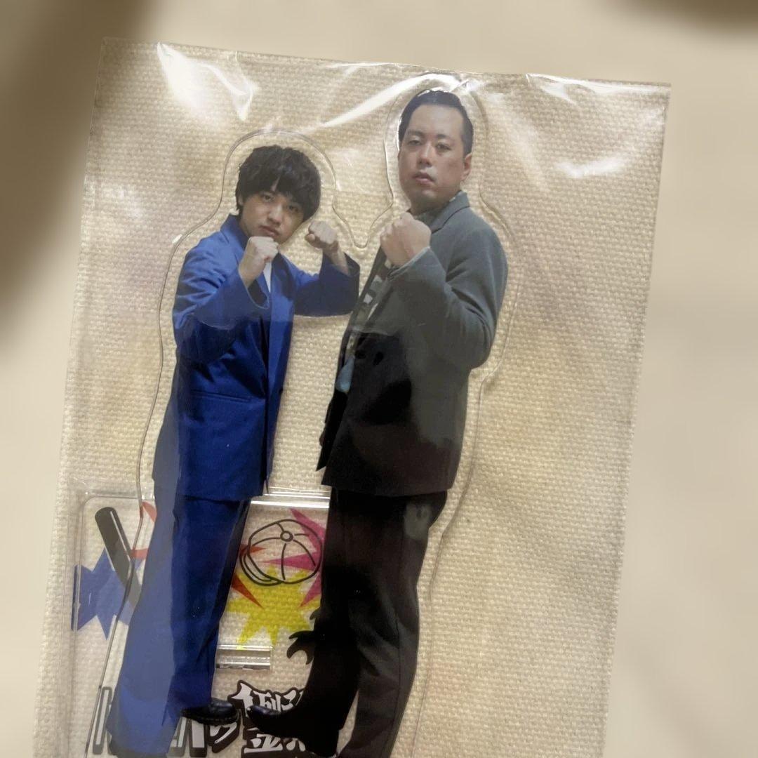 エバース　アクスタ