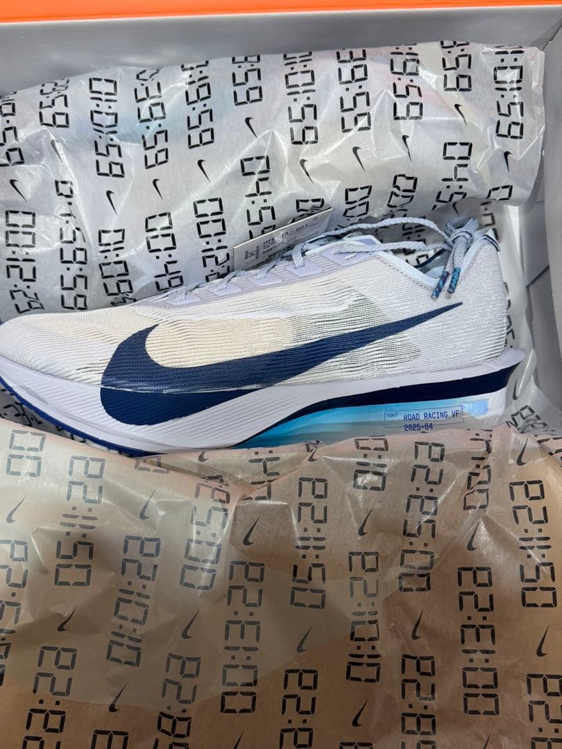 定価3万 新品未使用NIKEナイキヴェイパーフライ 4箱あり