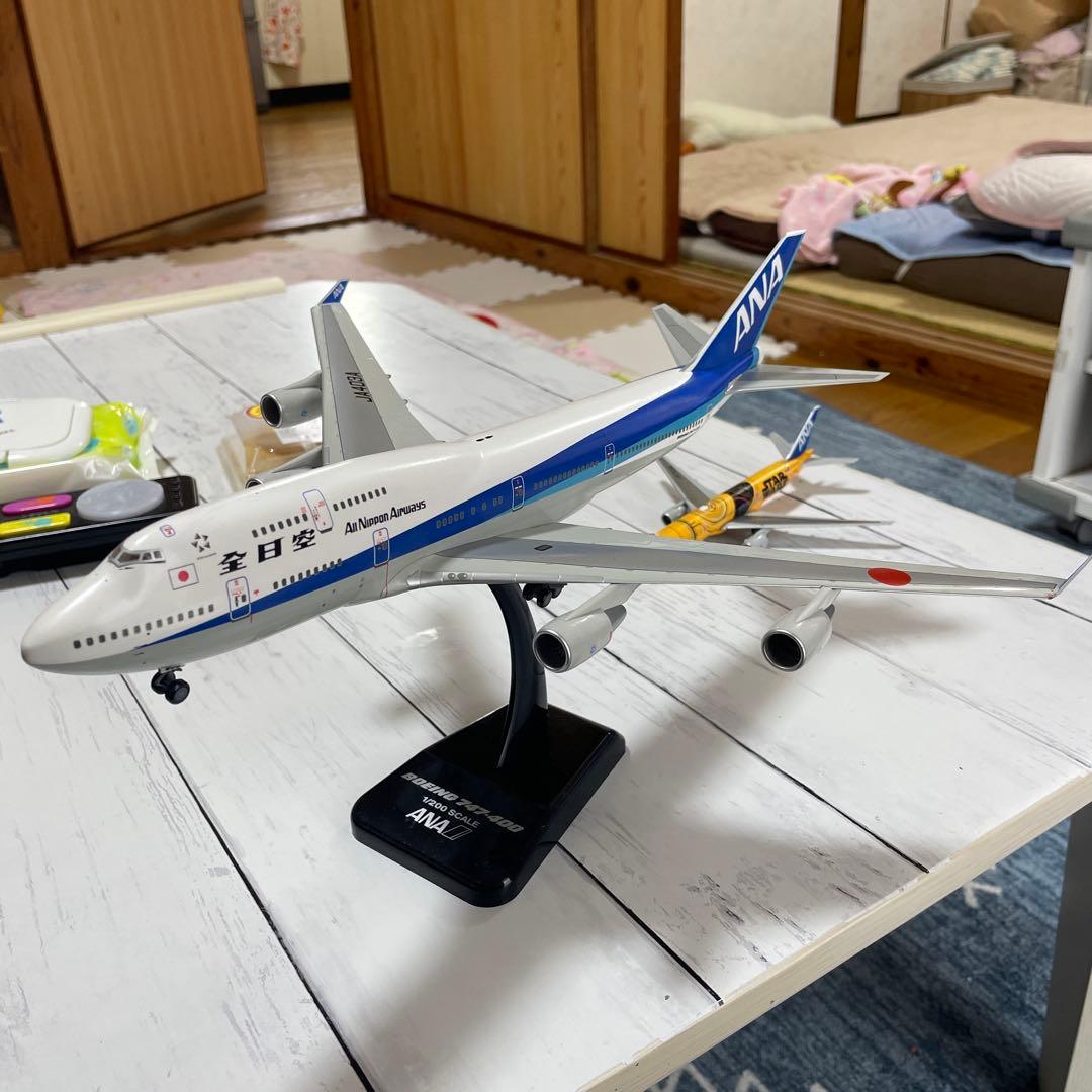 希少ANA ボーイング747 モデル 1/200