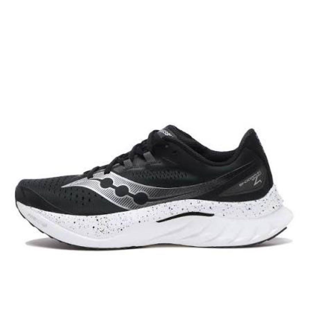 スパイク・シューズ Saucony Endorphin Speed4