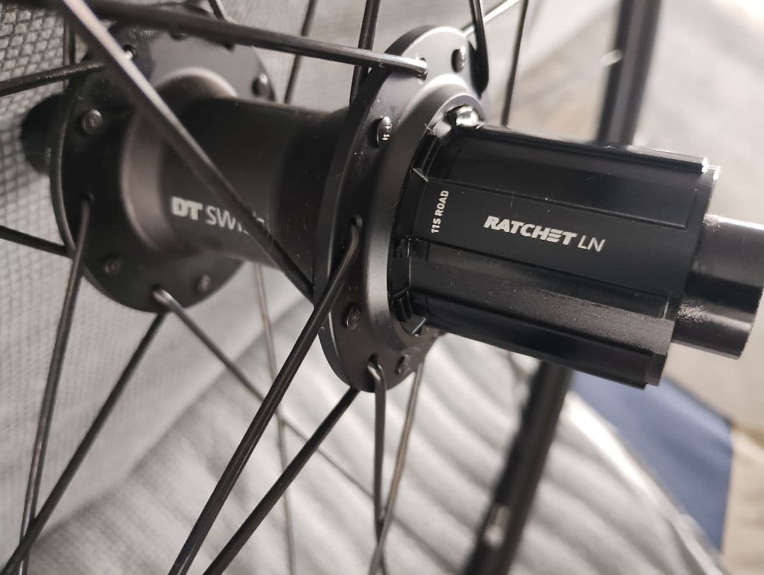 13日で終了、dtSwiss 完車外未使用 スターラチェット36t