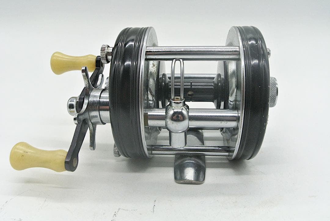 ABU Ambassadeur 5000C (Big A）アンバサダー