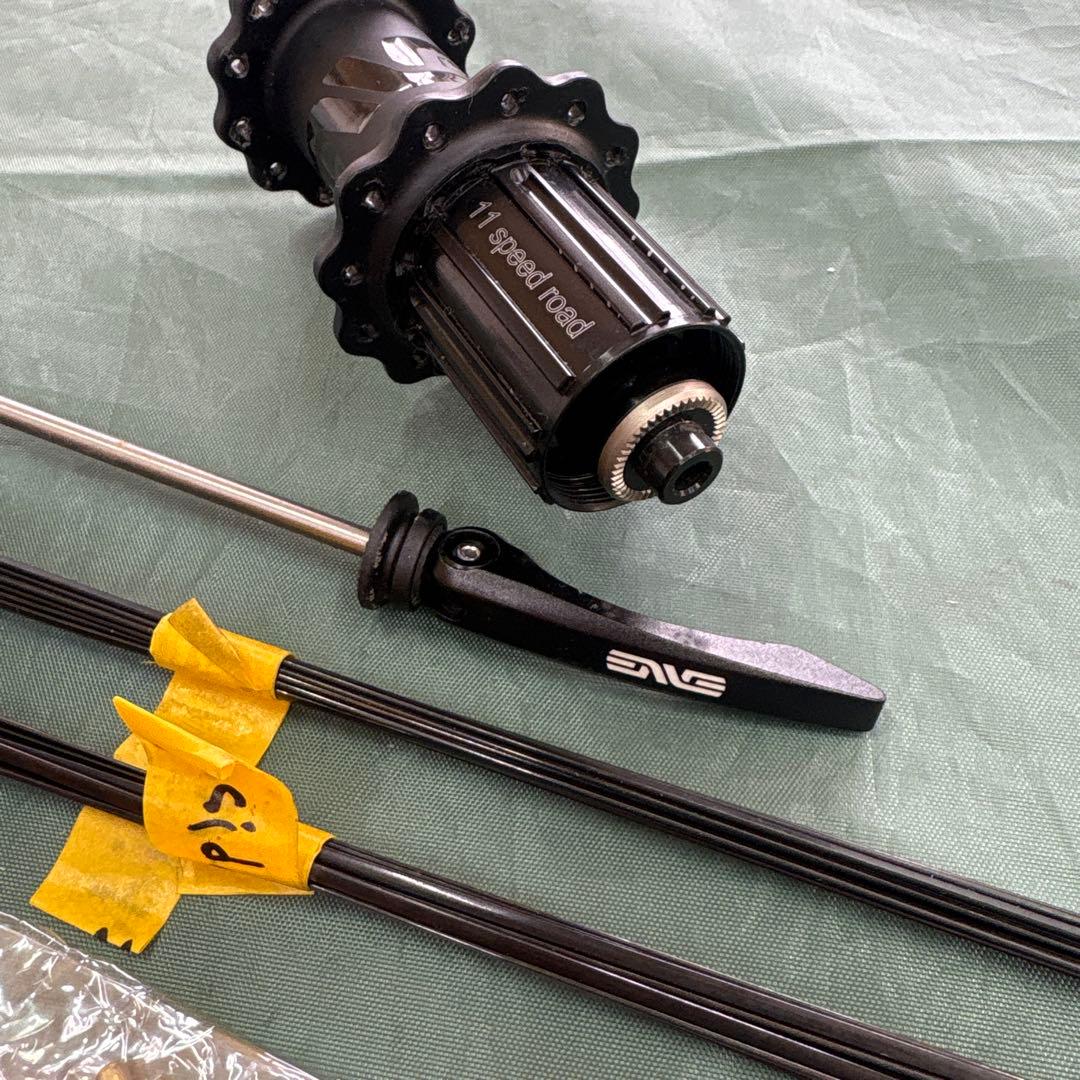 伊*助様 ENVE SES 2.2 carbon rear hubエンヴィカーボ