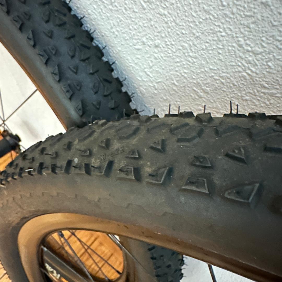 DT SWISS GRAVEL LN ホイールセット