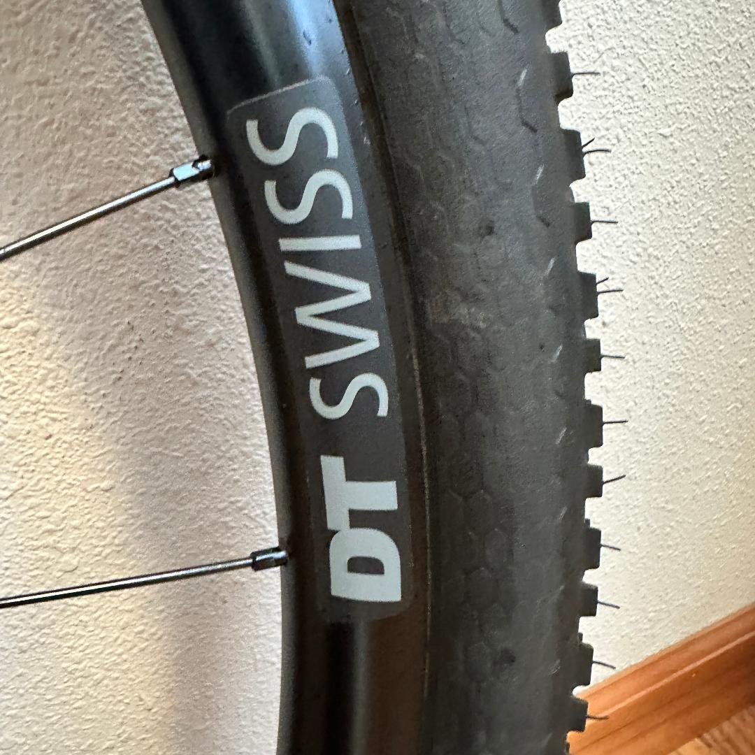 DT SWISS GRAVEL LN ホイールセット