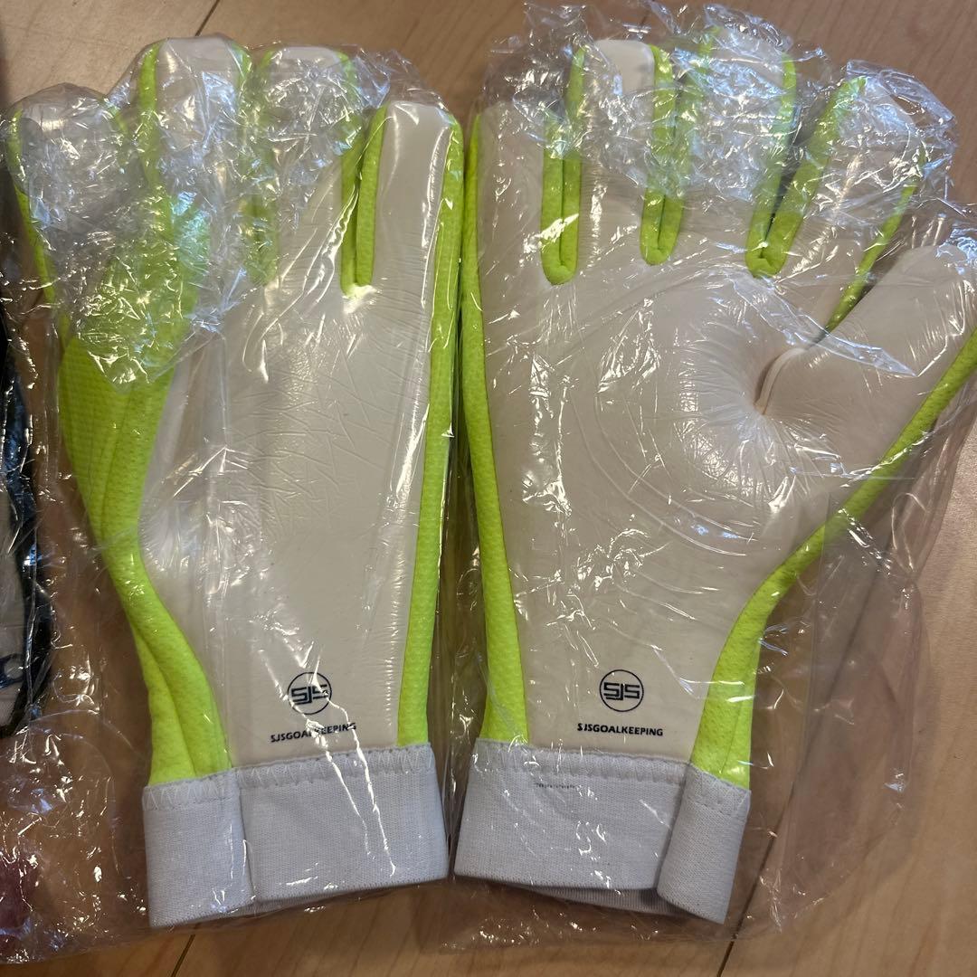 新品 未使用 sjs キーパーグローブ Futures2（サイズ:9号）