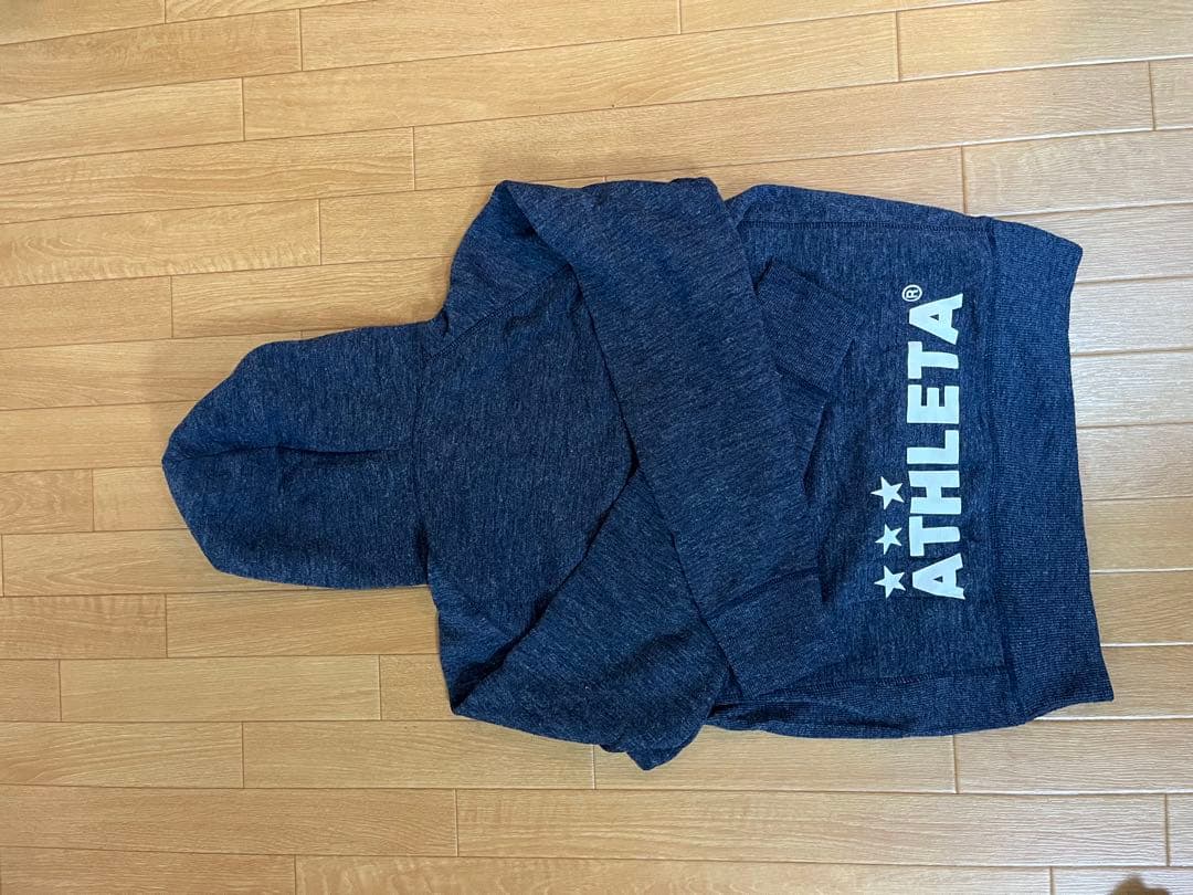 ATHLETA フード付きジャージとパンツセット