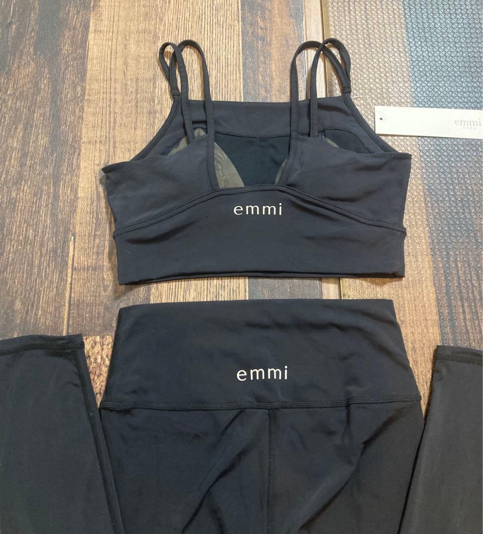 emmi yog aエミヨガ　ヨガウェア　UVカット吸水速乾　ブラック