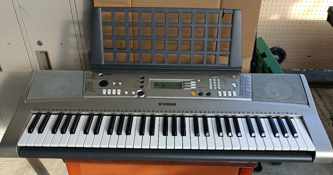 YAMAHA PSR-E313 電子キーボード