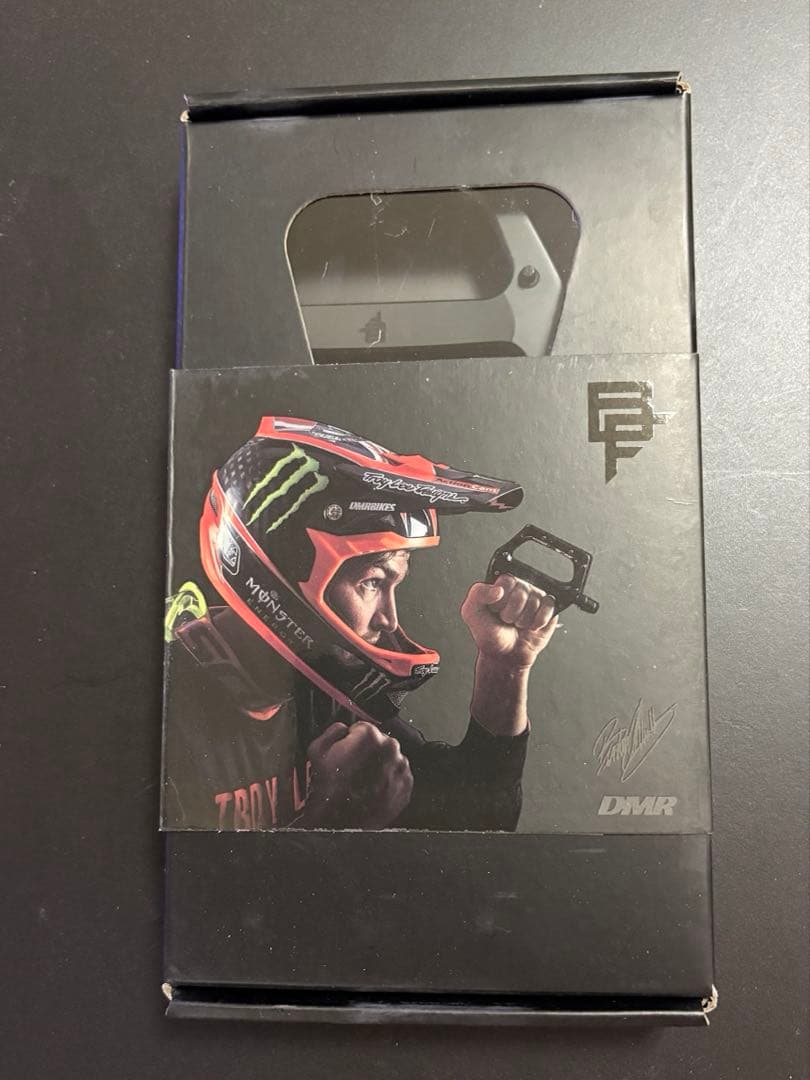 DMR ディーエムアールBrendog Vault V2 ペダル 黒　新品未使用