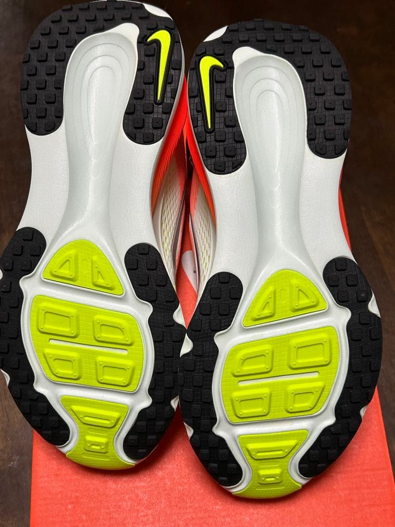 超特価‼️NIKE VOMERO18(新品未使用) 26.5cm
