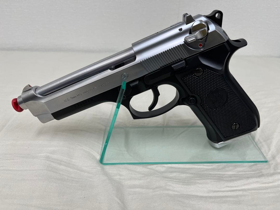東京マルイ　ガスブローバック　Ｍ92Ｆ　ミリタリーモデル　スライドシルバー