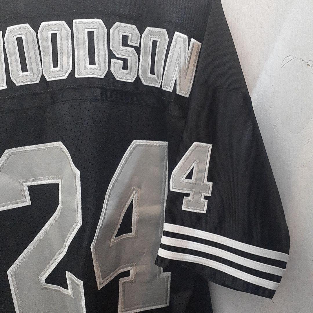 NFL　RAIDERS C. WOODSON 24番シャツ 黒