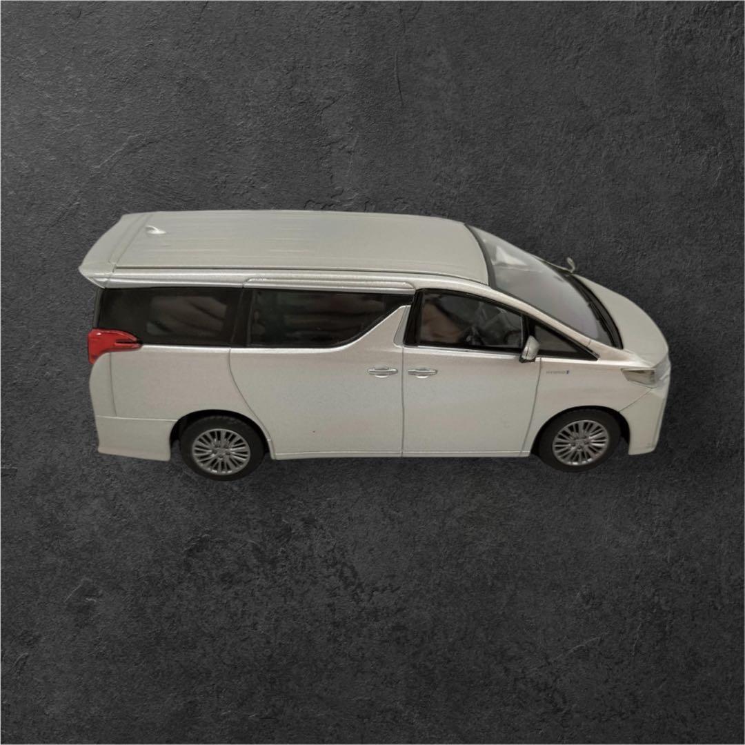 トヨタ カラーサンプル ミニカー アルファード 非売品