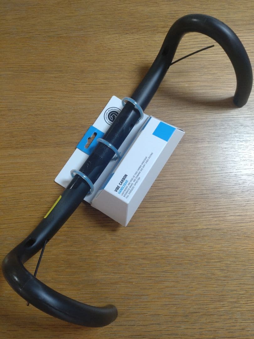 【未使用】プロ(PRO) ハンドルバー VIBE カーボン コンパクト
