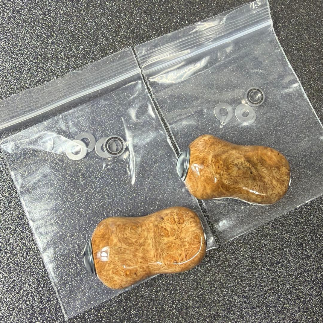 稀有★花梨木★高級天然木 ハンドルノブ　2点セット　シマノ.ダイワ通用 ネ