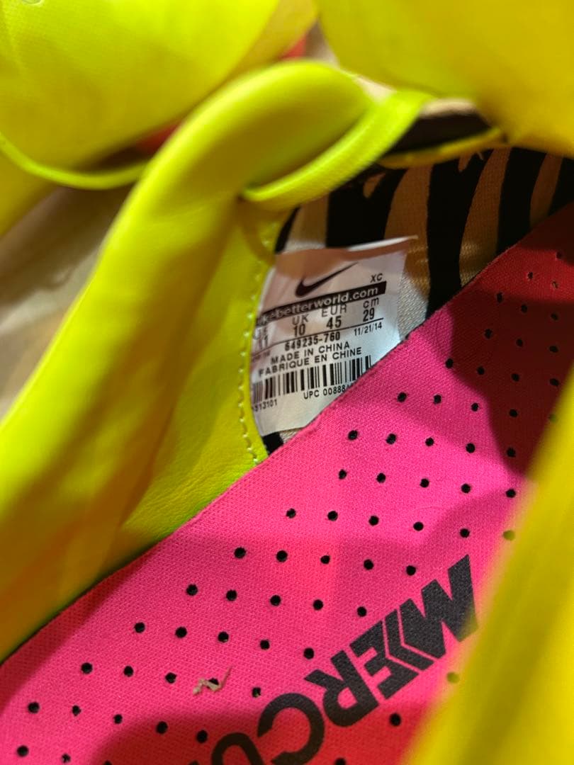 Nike Mercurial サッカースパイク