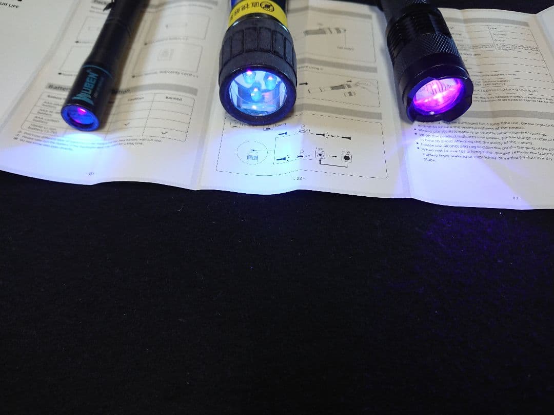 UV紫外線LED懐中電灯　ブラックライト