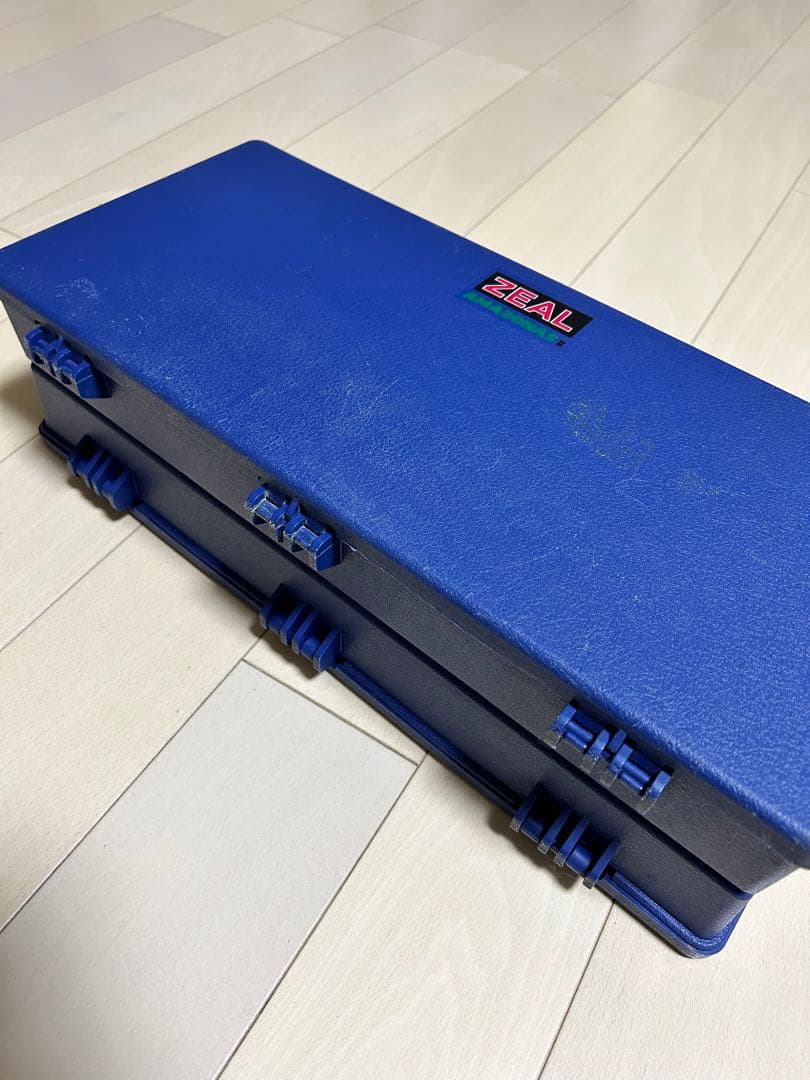 ZEAL zeal AMAZONAS 両開き　ルアー付き　アマゾンボックス