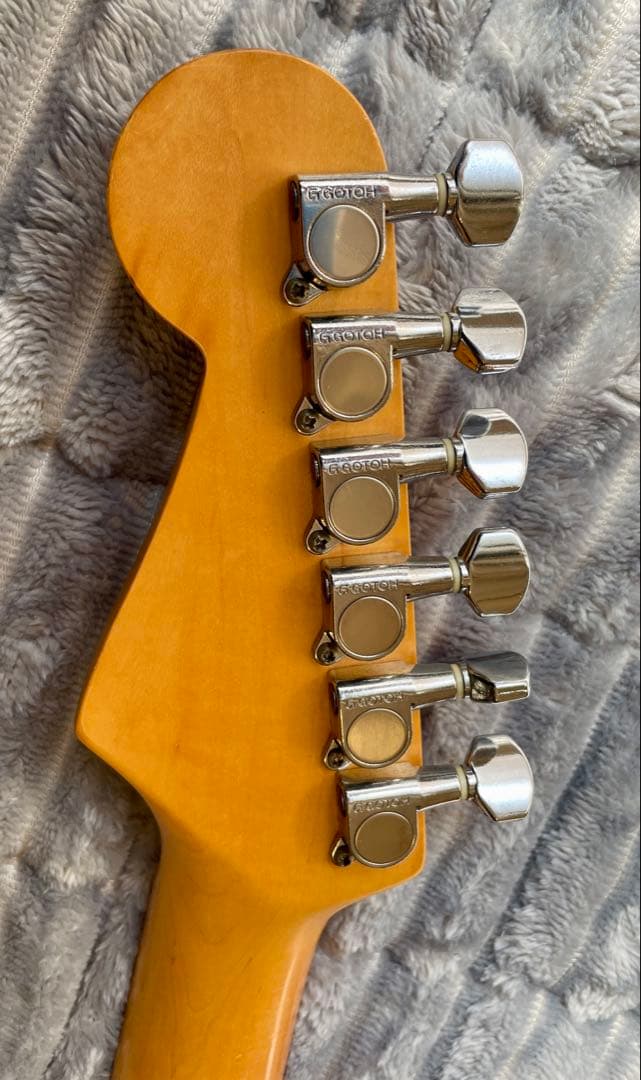 フジゲン製 Squier ストラキャスター SST33 Lシリアル