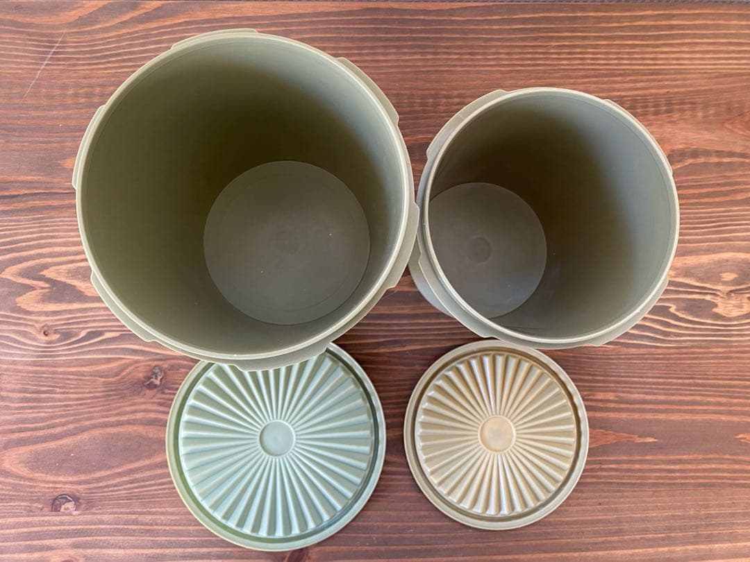 Vintage Tupperwareオリーブグリーン保存容器4個セット